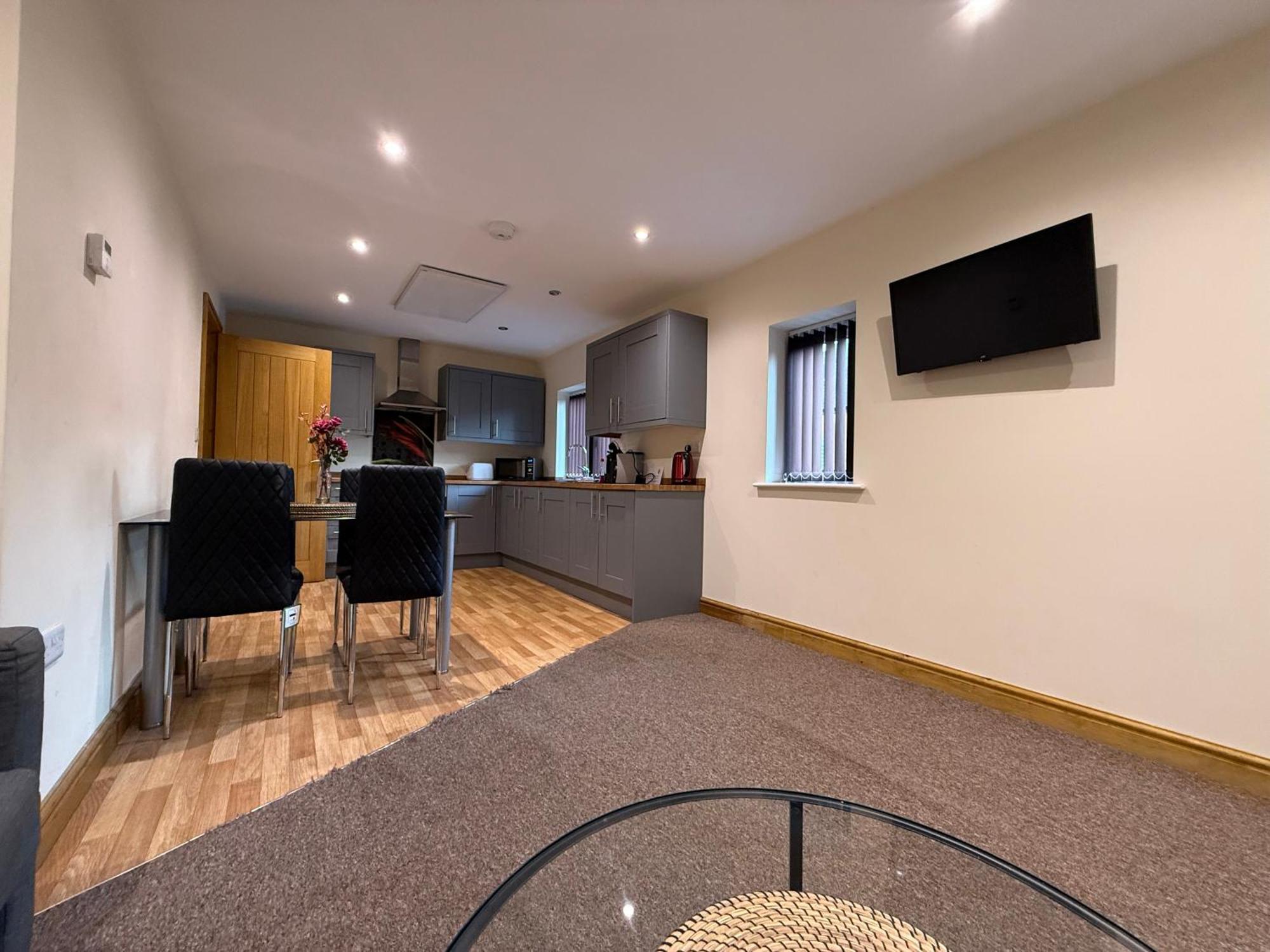 Appleton Apartments Newark upon Trent エクステリア 写真